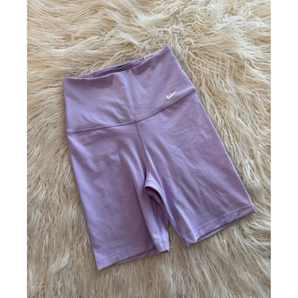 Nike Dri-FIT One High-Waisted 7" Biker Short Lilac Size XS - Picture 3 of 11